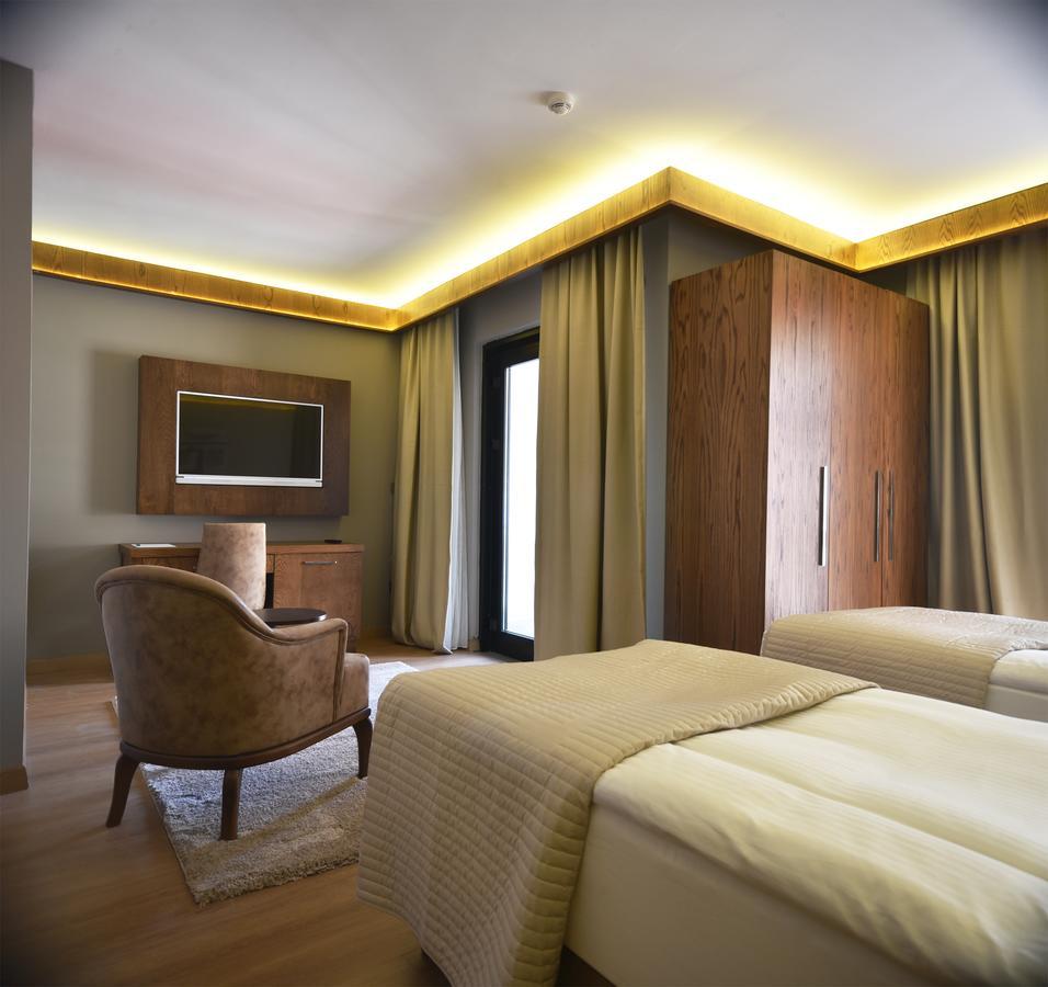 The Elegant Hotel Isztambul Kültér fotó
